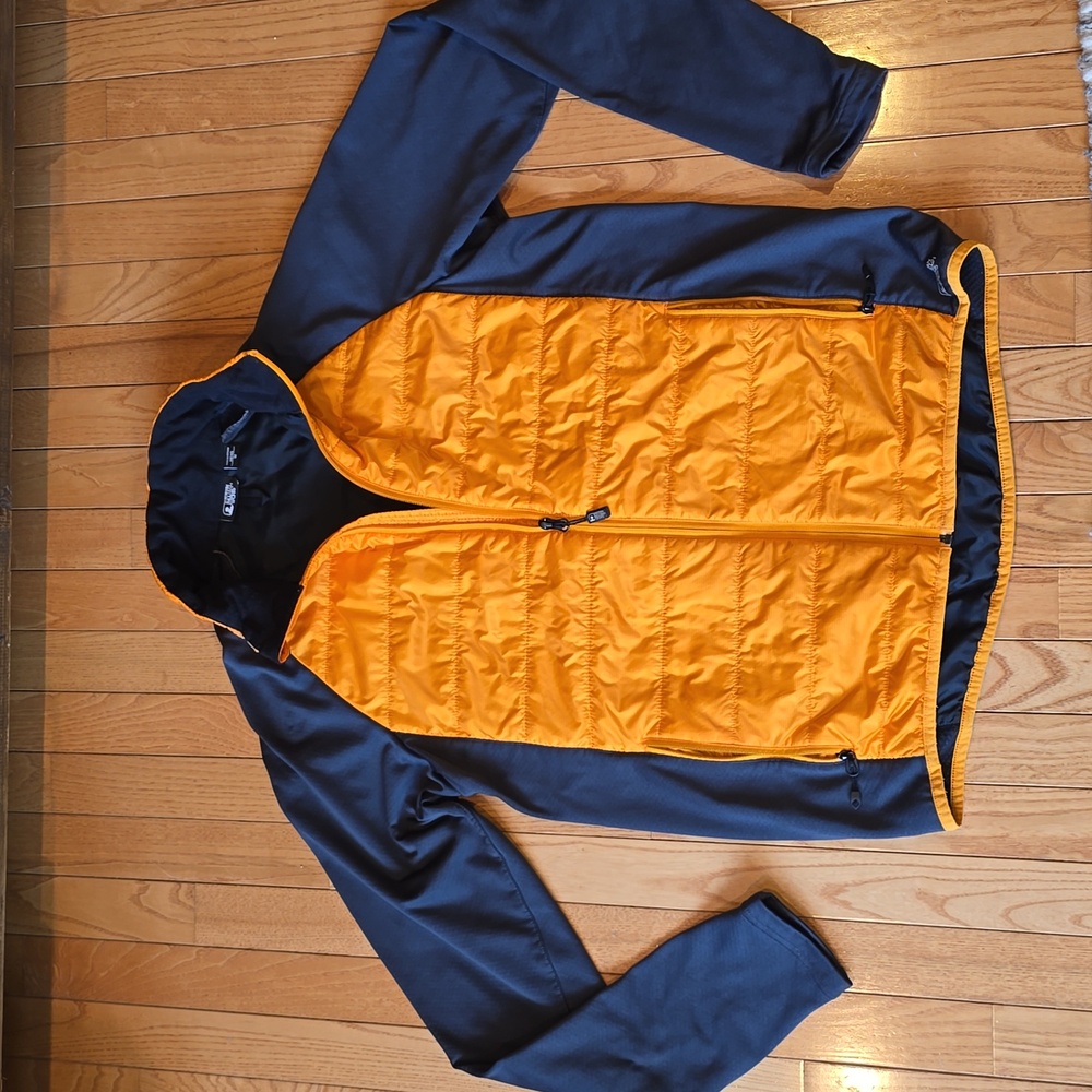 EMS -Eastern Mountain Sports Primaloft Sports Tech Jacket - Size Medium
